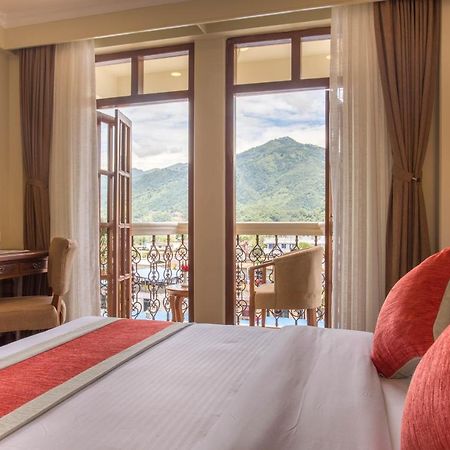 Hotel Portland Pokhara Extérieur photo